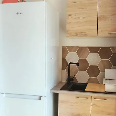 Renovated With Terraces And Parking *