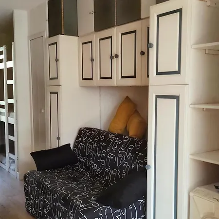 Renovated With Terraces And Parking Apartment *