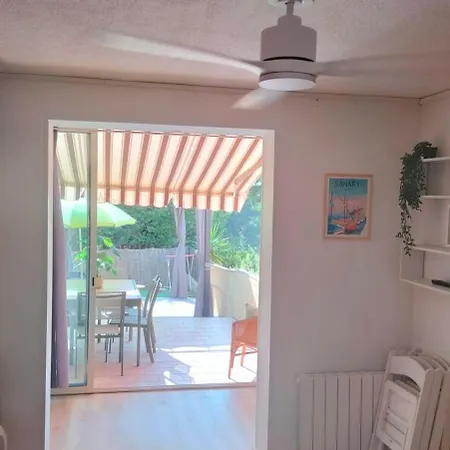 Apartment Renovated With Terraces And Parking
