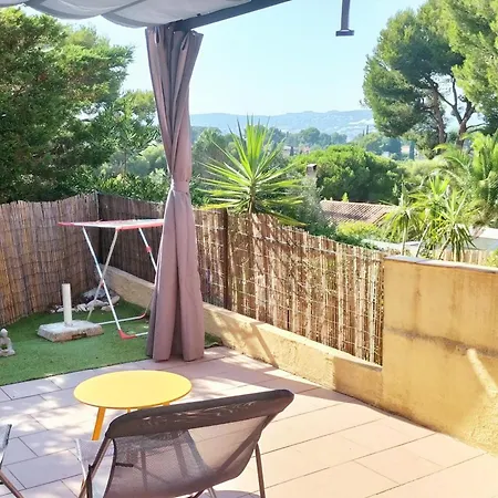 Apartment Renovated With Terraces And Parking *